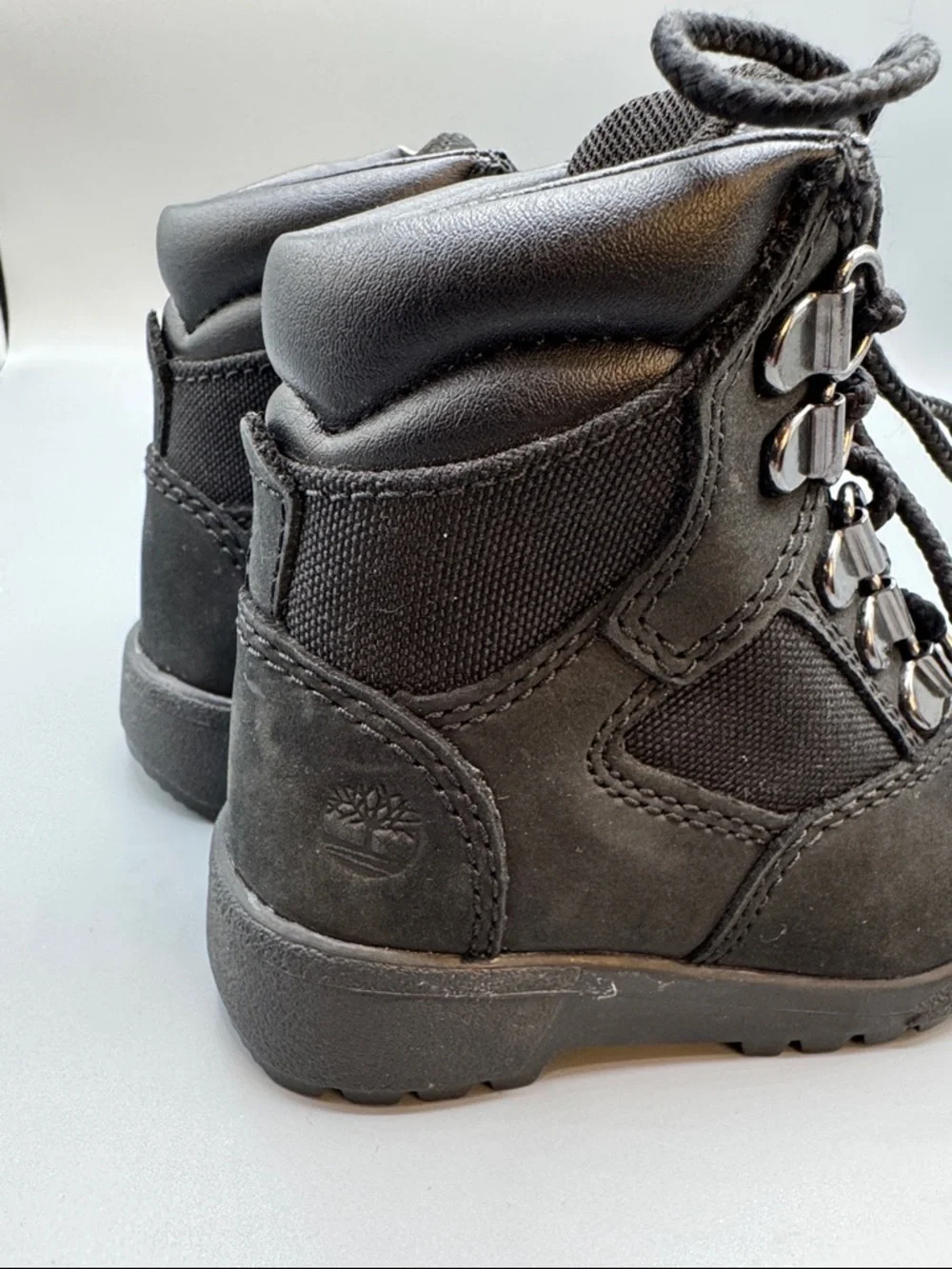 Timberland Kids Black Lace-Up Outdoor Boot, size 5